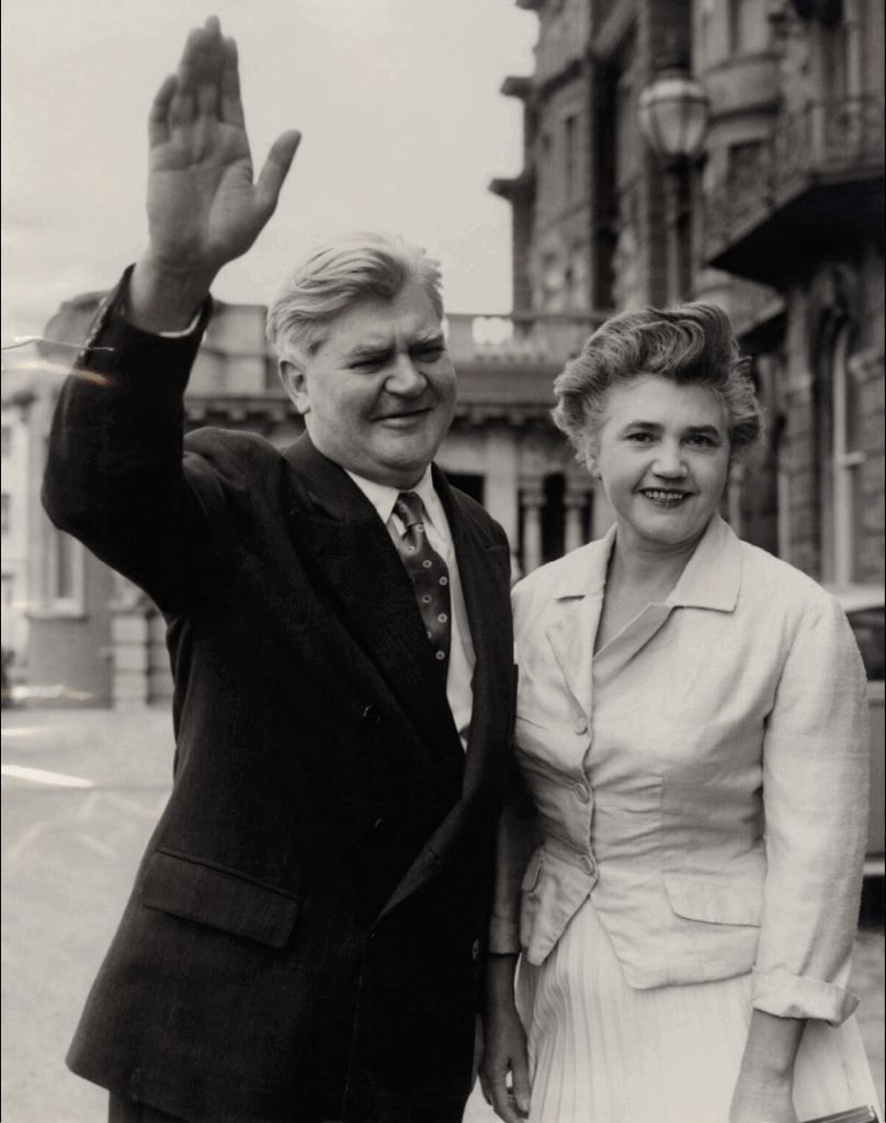 The reinvention of the political wife in the age of suffrage